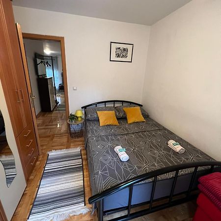 Apartman West - Private Parking Place Zagreb Exterior foto
